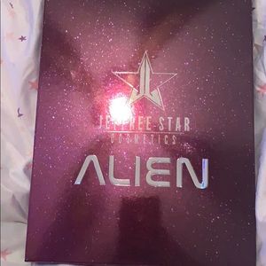 Jeffree Star Limited Edition Alien Palette